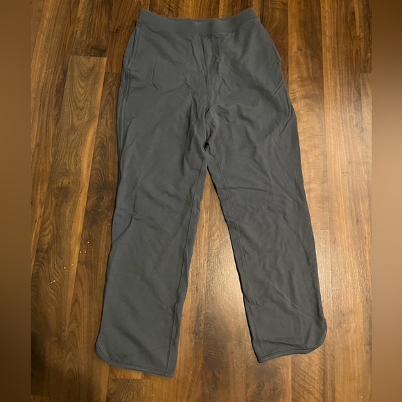 Lululemon Jogger 28” - Picture 2 of 5